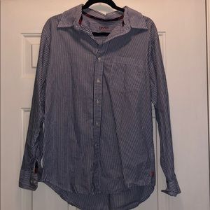 Izod men’s striped shirt